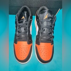 Air Jordan 1 Low Shattered Backboard